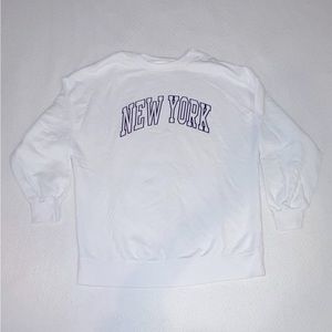 Oversized Amazon NY crewneck!